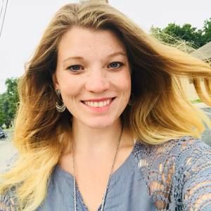 Meet your Posher, Carissa